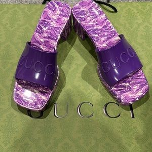 Gucci Platform rubber sandals